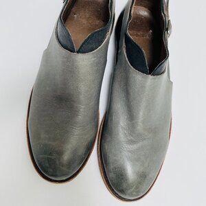 GeeWawa Slide-on Shoes, Size 10